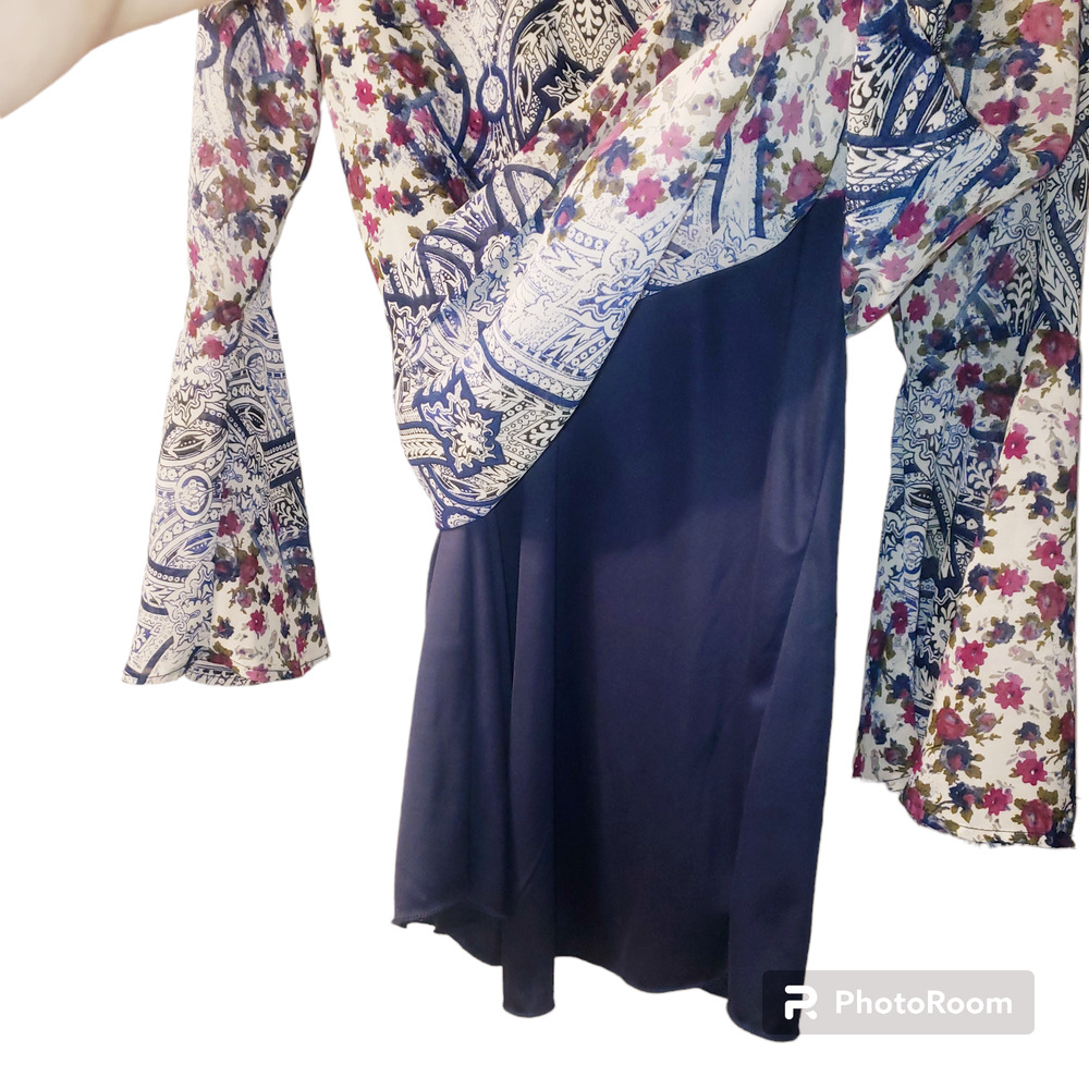 Speechless Floral Lattice Tunic Dress w Peasant Bell-Sleeves | Small - Picture 7 of 11